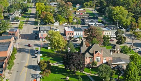 dumpster rental in Stockbridge MI